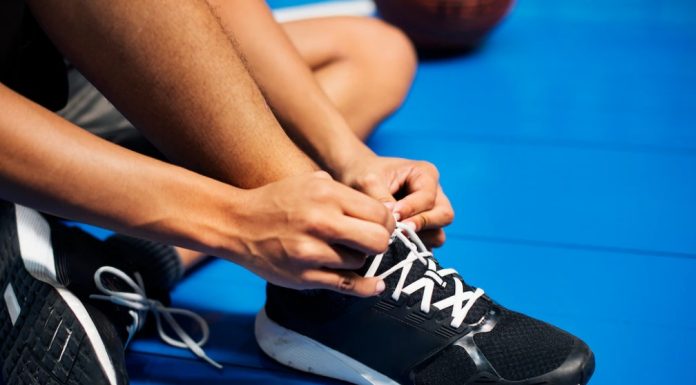 Right Sneaker Proxies