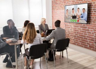 Unlocking the Potential of IT Connecting Businesses Through Conferences (1)