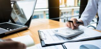 The Best Reasons to Invest in a PEO in 2023 Invest in a PEO