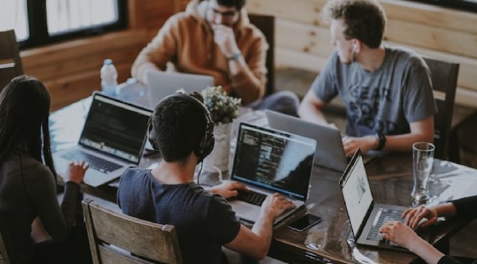 Hyper-V Backup and Recovery Ensure Business Continuity for Hyper-V VMs