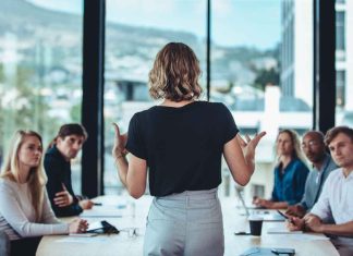 Empowering Women Leaders: Illuminating the Path with Top 10 Executive Education Programs Women Leadership