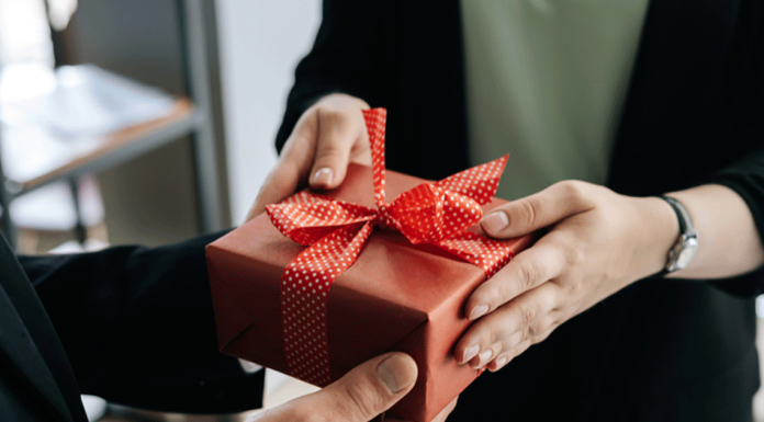 The Future of Corporate Gifting: Trends to Watch corporate gifting