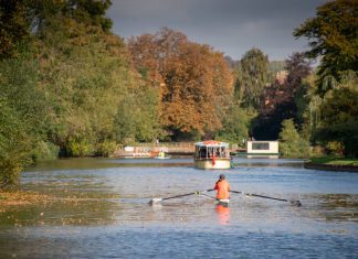 Best Kayaking Spots in London: Paddle Your Way Through the Capital Kayaking Spots in London