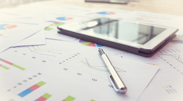 Exploring Bond Trading: Pros and Cons of Trading Bonds on Trading Platforms and Apps Modern business workplace