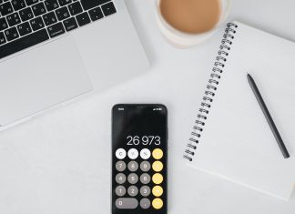The Benefits of a Savings Account mobile phone