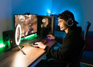 Best CS2 Case Opening Sites iStock-1305224036