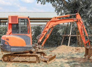 Your Ultimate Guide for Buying a Mini Excavator Mulcher iStock-1403487651