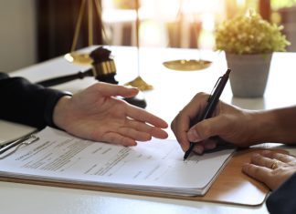 Hire A UK Immigration Lawyer