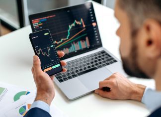 Indices vs. Currencies: Which Should You Include in Your Portfolio? trading