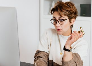 The Many Benefits of Using an Online Check Printing Service Online Check Printing Service