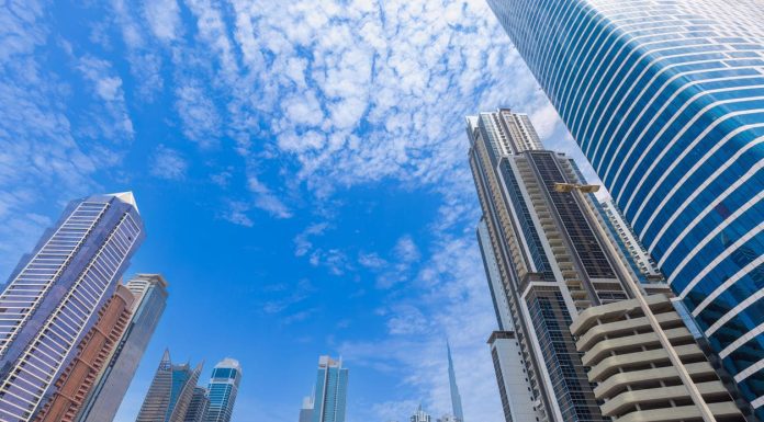 Dubai Real Estate 101: A Savvy Investor’s Handbook iStock-1485469522