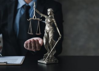 How Can a Probate Lawyer Help You? iStock-1449513435