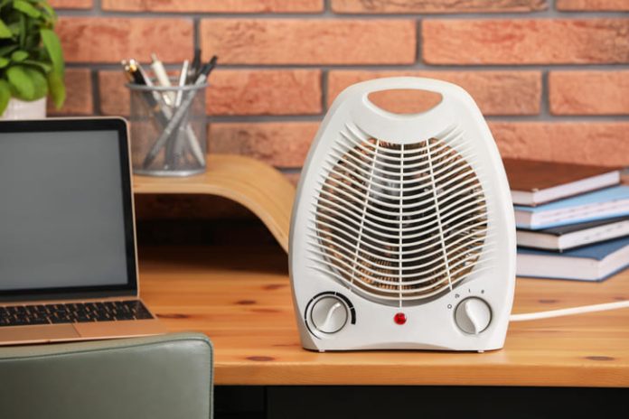 iStock-1489249344 (1) wind-up heater