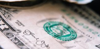 Decentralized Exchanges for Cryptocurrency Trading: Reduce Counterparty Risk Decentralized Exchanges for Cryptocurrency Trading