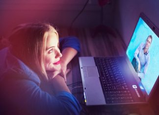 What-Age-Group-Online-Dating_FI