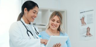 Navigating Pregnancy – The Importance of Access to Antenatal Care Pregnant patient consultation with a doctor