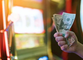 How to Earn Real Money in Casinos