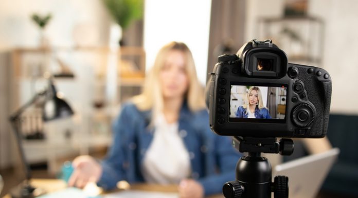 Building Genuine Connections: Tips for Engaging Effectively on Live Cam Platforms Online Cam