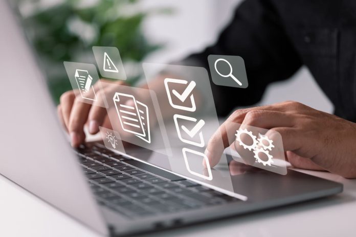 This is a standard quality control certification assurance idea, using a checkbox image to represent the promise Online Course Creation Tools