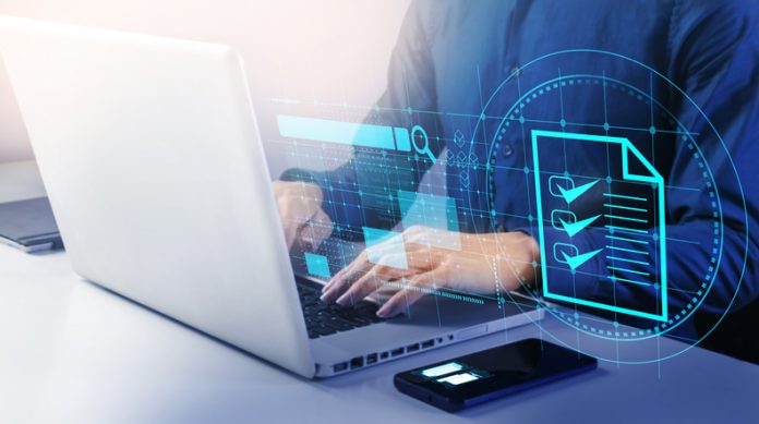 Businessmen verify the accuracy of paperwork, business reviews are essential, search for information and business news. Businessmen verify the accuracy of paperwork, business reviews are essential, search for information and business news.