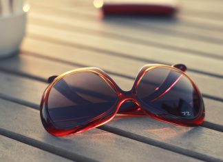 You’ll Never Be A Lost Tourist Again With Ray-Ban Meta’s Smart Glasses RayBan Glasses