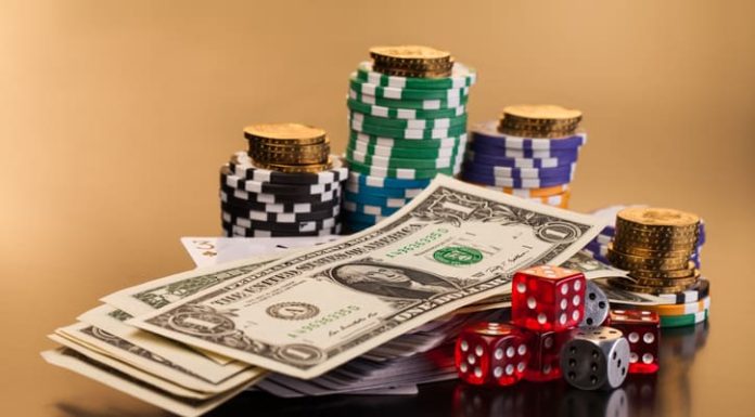 Financial Strategies and Monetization Models of the Largest Casino Operators Set of playing cards and money