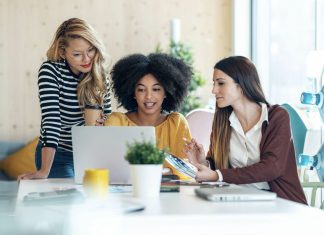 multiethnic business women