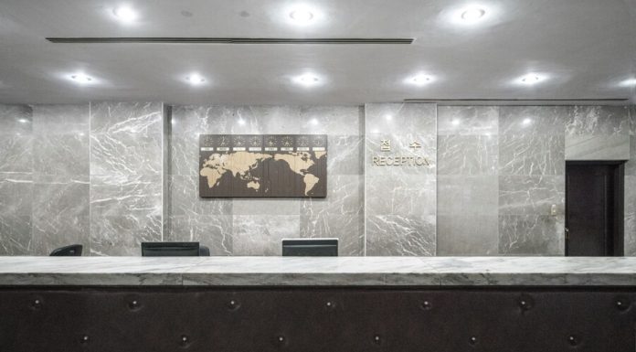 Integrating Virtual Receptionists in Remote Work Environments Reception Desk