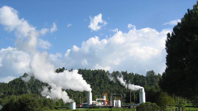 Exploring Mexico’s Manufacturing Centers: Tijuana, Mazatlan, and Juarez manufacturing company in mexico