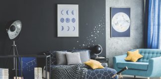 Moon design in the bedroom