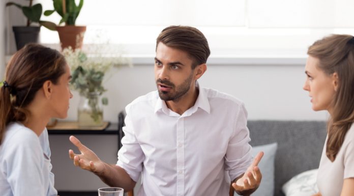 How to Resolve Employee Conflict Employees having conflict