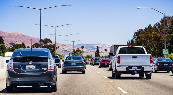 Heavy traffic on Freeway 880 in East San Francisco bay area