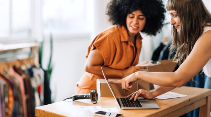 7 Ways To Expand Your Retail Business iStock-1408041303 (1)