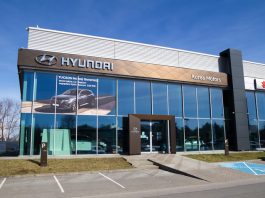 Hyundai and Suzuki dealer building