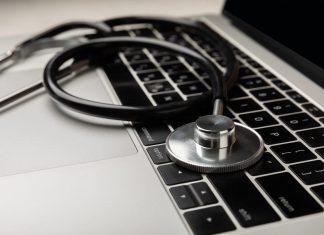 Online vs. In-Person First Aid Courses: Which Is Better? courses
