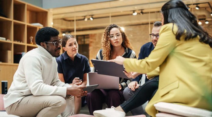 Navigating Workplace Challenges in 2024: Effective Solutions for Employees Workplace Challenges