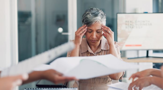 How to Protect Your Senior Leaders from Burnout: Simple, Company-Wide Leadership Behaviour Changes to Help Business woman stress and burnout