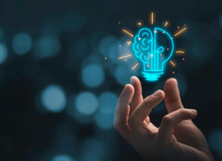 1920-hand-holding-drawing-virtual-lightbulb-with-brain-on-bokeh-background-for-creative-and-smart-thinking-idea-concep (1)