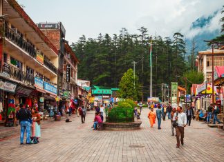 Himalayan Escapades: The Most Scenic Treks in Manali The Mall is a main pedestrian street in Manali town,