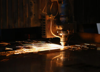 automated machine of metal processing laser