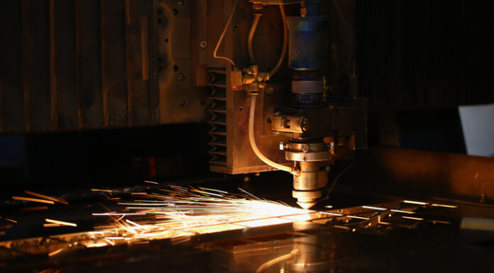 automated machine of metal processing laser