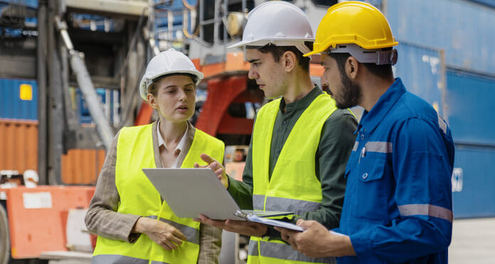 Logistics supply chain management and international goods import-export