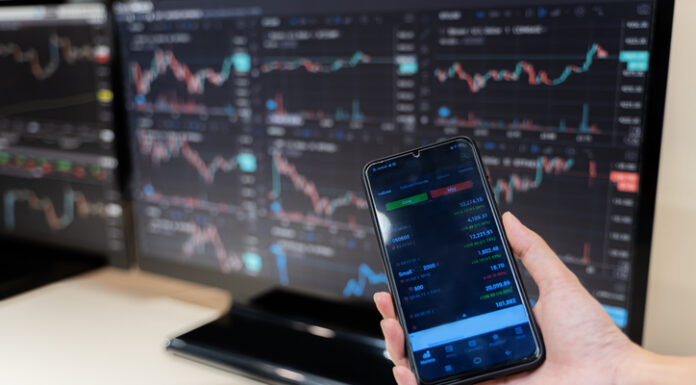 September 2024: How to Seize Market Opportunities with Clyde Ritterstrom and Tresorfx’s AI-Driven Insights Graph chart of stock market investment trading.