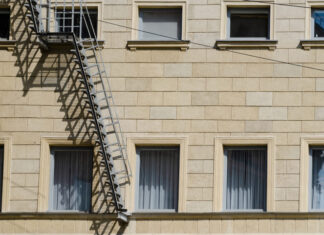 Metal fire safety ladder