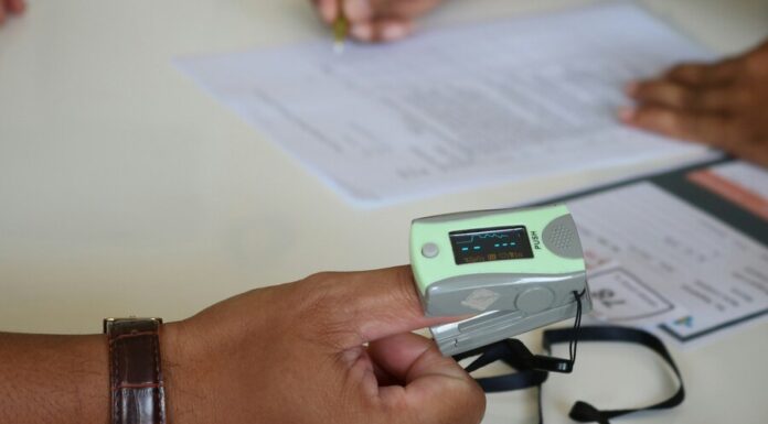 medical examination for covid-19 vaccination screening