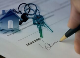 Signature with house kechain