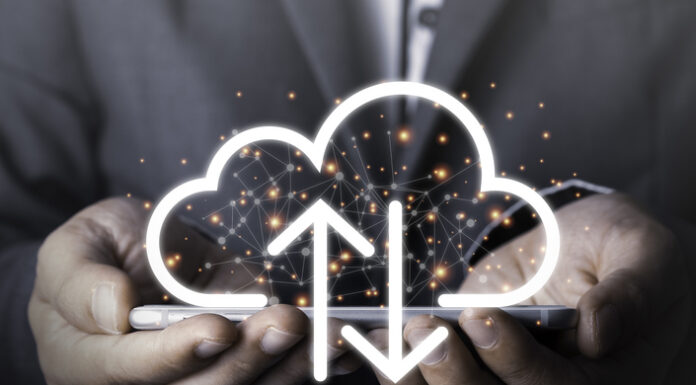 Power of Trading on the Go: MT4 Download for Mobile Devices iStock-1213867496.jpg