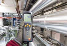 Precision in Temperature Measurement: Finding the Right Solutions Electronic instrument for measuring temperature in a industry