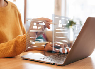 AI in Job Applications: Resume Tips for Tech-Savvy Job Seekers iStock-1524816935