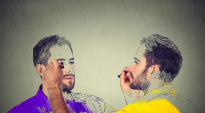 “Reverse Backstabbing”- The Art of Praising People Behind Their Backs shutterstock